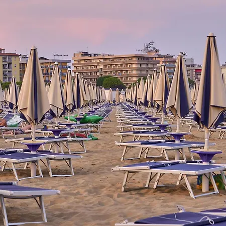 Relax And Unwind In Bliss דירה ביביונה